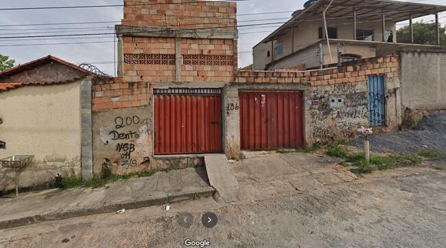 02 Casas | Jardim dos Comerciários, Belo Horizonte/MG<