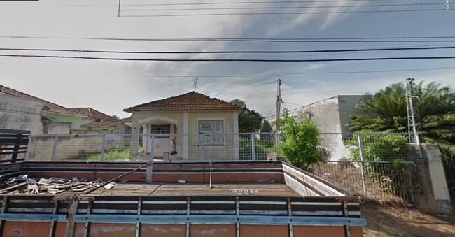 Casa em estado de demolição | Centro, Araraquara/SP<